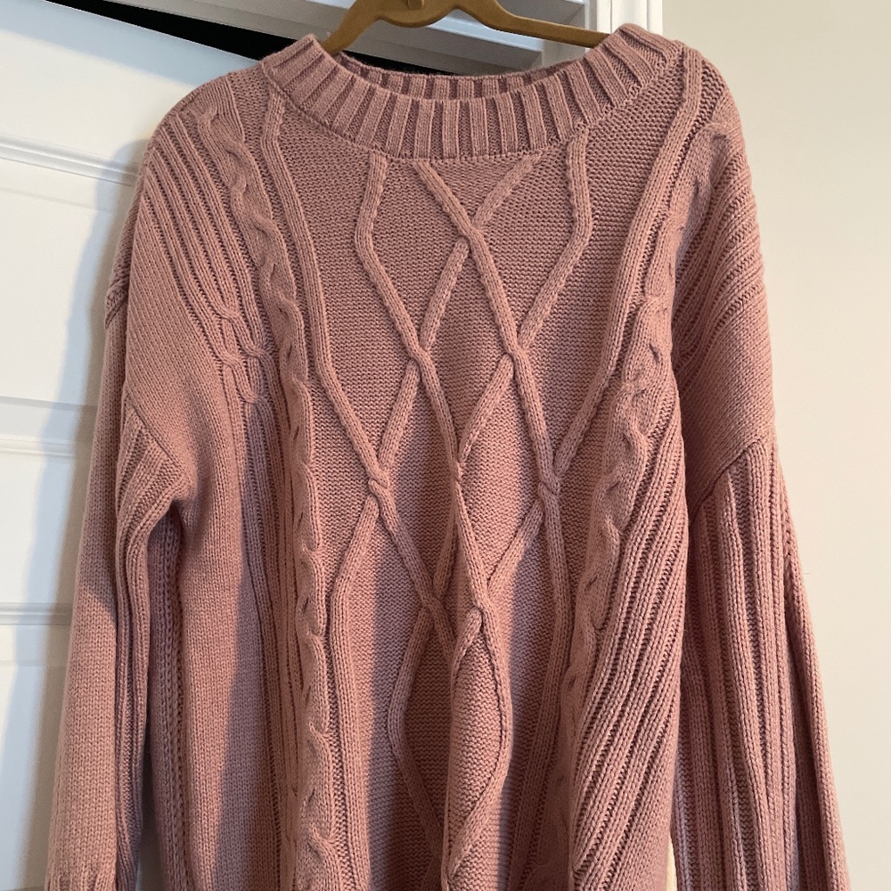 Cable knit Sweater
